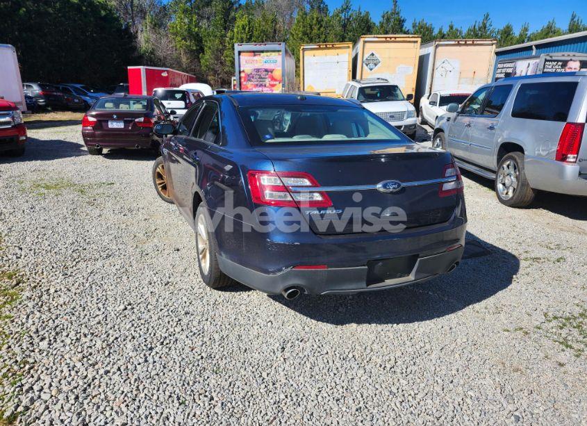 Photo 3 of 2017 Ford Taurus SE (VIN 1FAHP2D83HG113329)