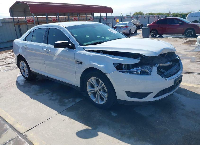 2017 Ford Taurus SE (VIN 1FAHP2D83HG140028) main photo
