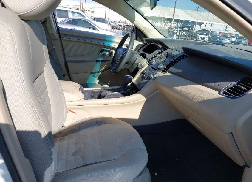 Photo 5 of 2014 Ford Taurus SE (VIN 1FAHP2D84EG101072)