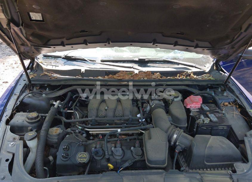 Photo 10 of 2014 Ford Taurus SE (VIN 1FAHP2D84EG145637)