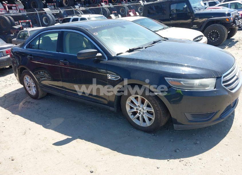 2014 Ford Taurus SE (VIN 1FAHP2D84EG162910) main photo