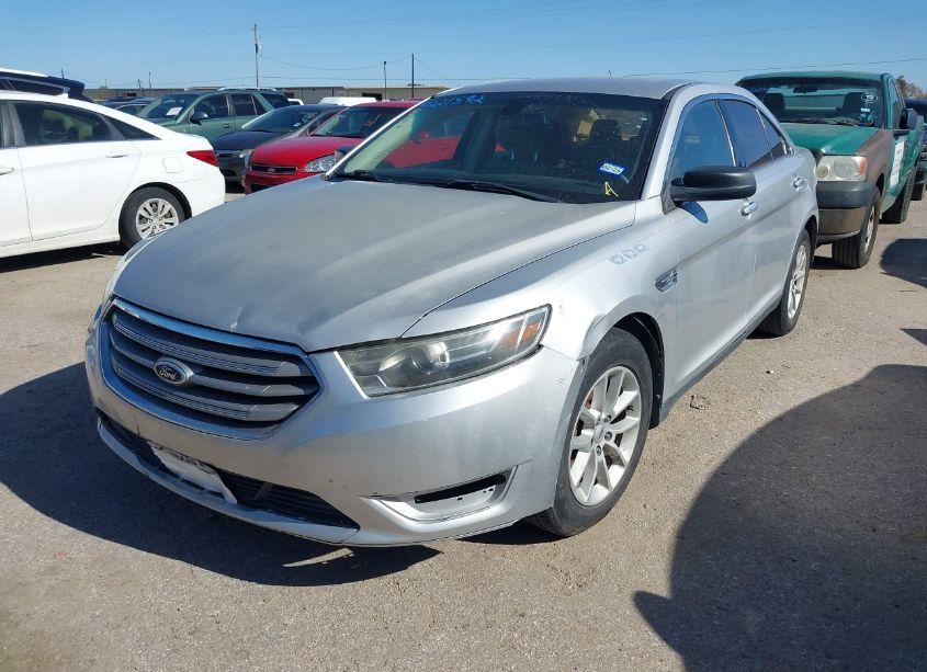 Photo 2 of 2014 Ford Taurus SE (VIN 1FAHP2D84EG165029)