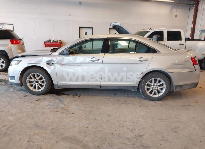 Photo 15 of 2015 Ford Taurus SE (VIN 1FAHP2D84FG106953)