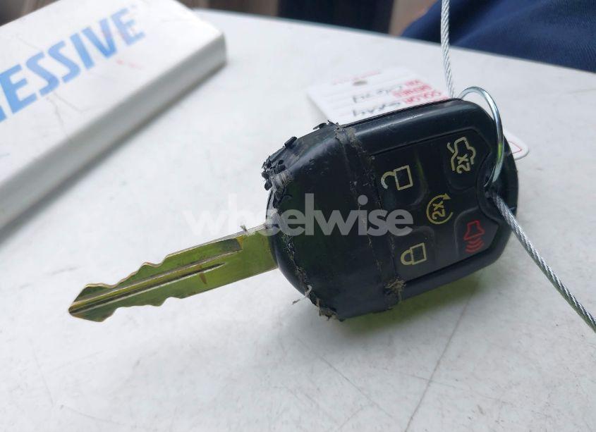 Photo 11 of 2015 Ford Taurus SE (VIN 1FAHP2D84FG120674)