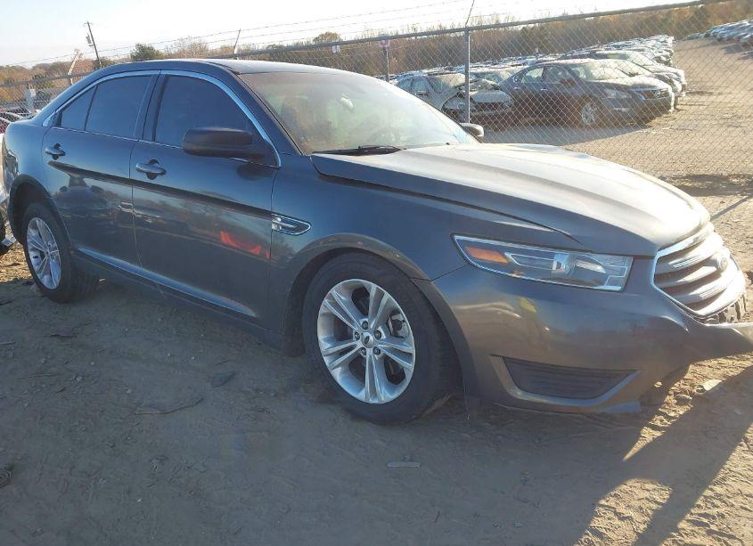 2016 Ford Taurus SE (VIN 1FAHP2D84GG122247) main photo