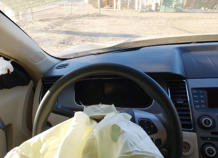 Photo 7 of 2016 Ford Taurus SE (VIN 1FAHP2D84GG122247)