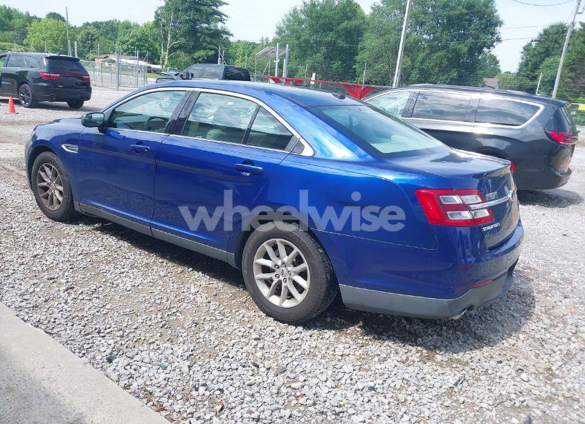 Photo 3 of 2013 Ford Taurus SE (VIN 1FAHP2D85DG153020)