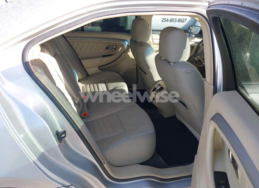 Photo 8 of 2013 Ford Taurus SE (VIN 1FAHP2D85DG223101)