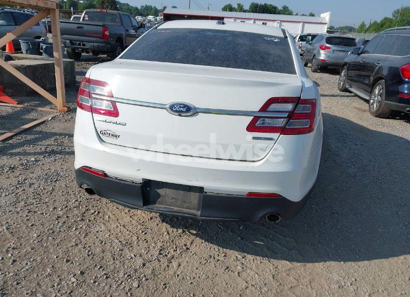 Photo 16 of 2016 Ford Taurus SE (VIN 1FAHP2D85GG148999)