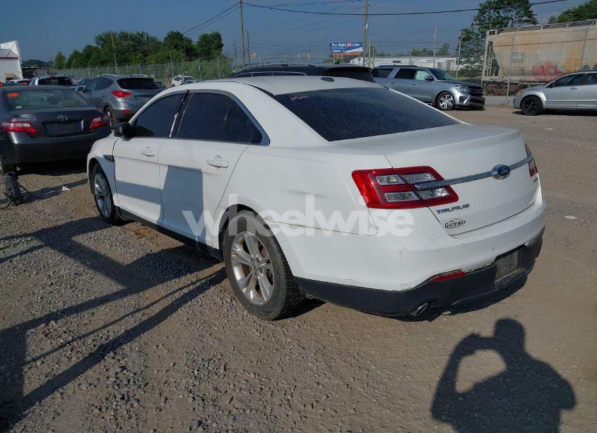 Photo 3 of 2016 Ford Taurus SE (VIN 1FAHP2D85GG148999)