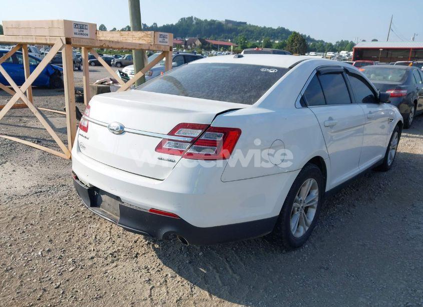 Photo 4 of 2016 Ford Taurus SE (VIN 1FAHP2D85GG148999)