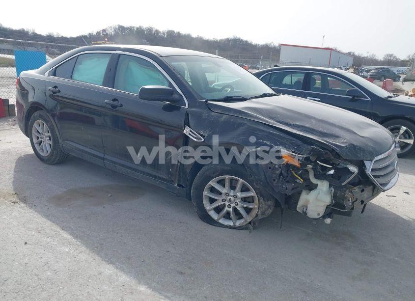 2013 Ford Taurus SE (VIN 1FAHP2D86DG189122) main photo