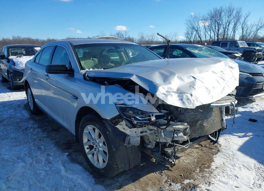 2015 Ford Taurus SE (VIN 1FAHP2D86FG121678) main photo