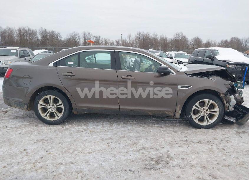 Photo 14 of 2016 Ford Taurus SE (VIN 1FAHP2D86GG133606)