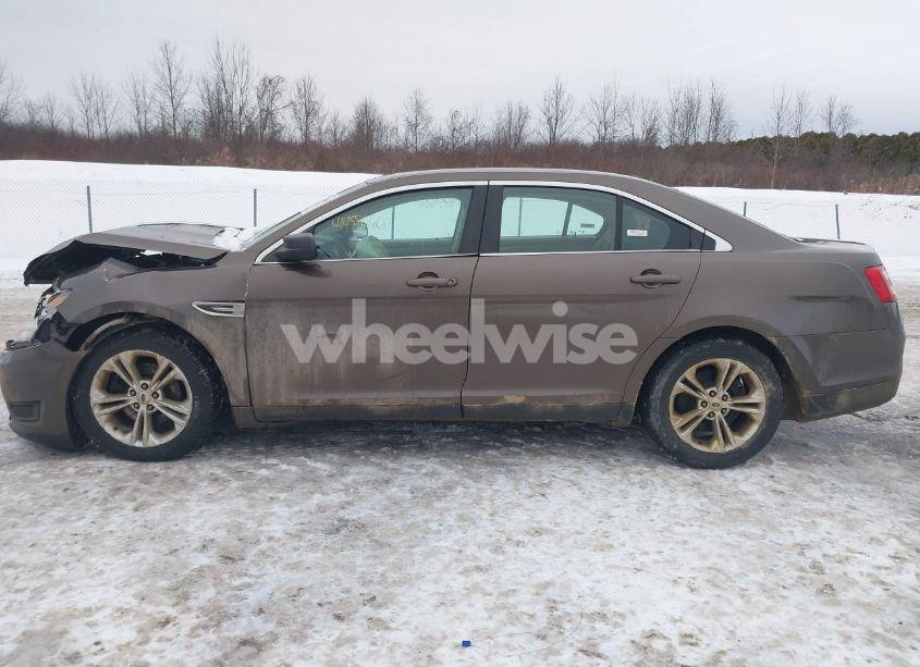 Photo 15 of 2016 Ford Taurus SE (VIN 1FAHP2D86GG133606)