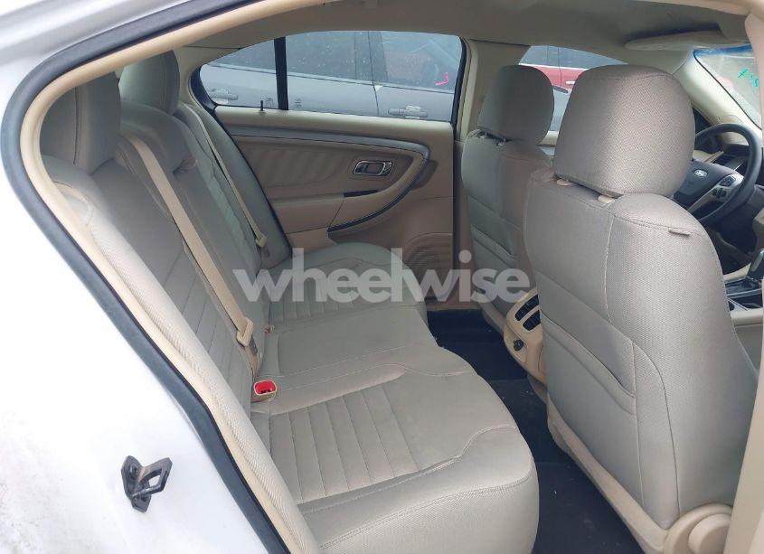 Photo 8 of 2017 Ford Taurus SE (VIN 1FAHP2D86HG125815)