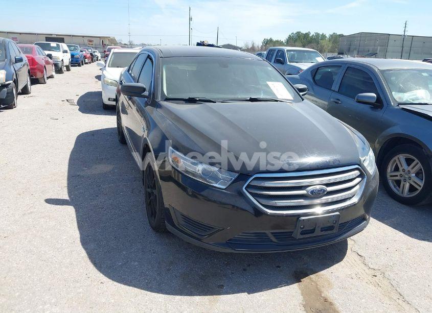 2017 Ford Taurus SE (VIN 1FAHP2D86HG129850) main photo