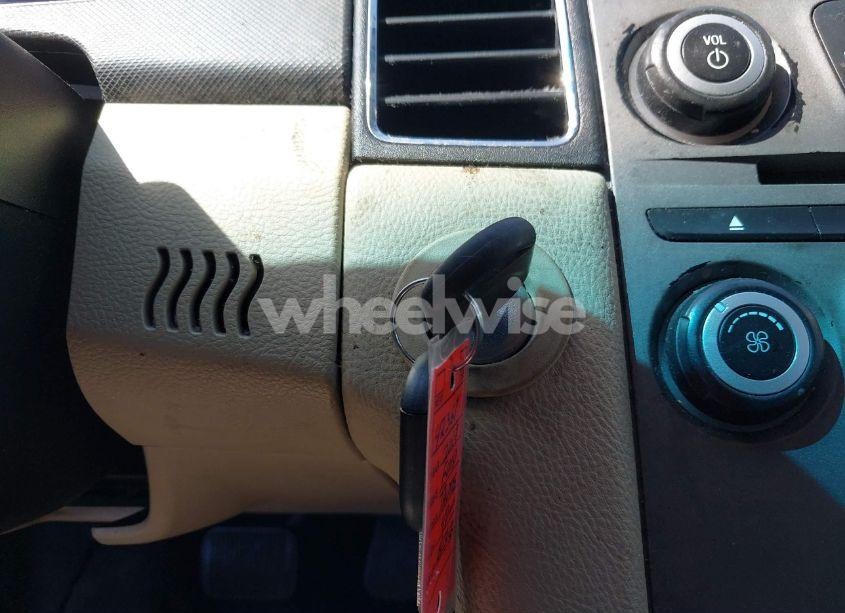 Photo 11 of 2017 Ford Taurus SE (VIN 1FAHP2D86HG129850)