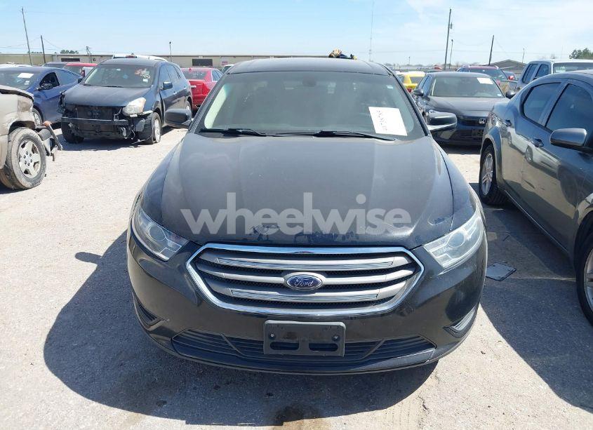 Photo 6 of 2017 Ford Taurus SE (VIN 1FAHP2D86HG129850)