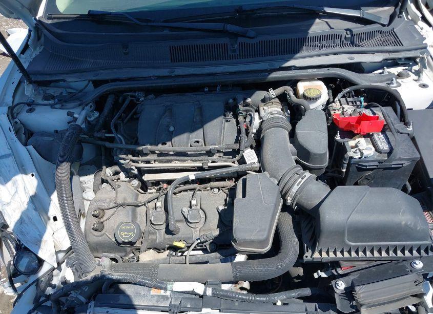 Photo 10 of 2018 Ford Taurus SE (VIN 1FAHP2D86JG125013)