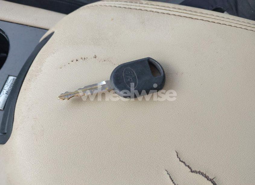 Photo 11 of 2014 Ford Taurus SE (VIN 1FAHP2D87EG138441)