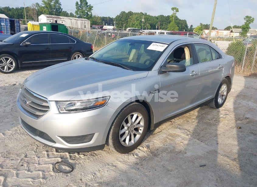 Photo 2 of 2014 Ford Taurus SE (VIN 1FAHP2D87EG138441)