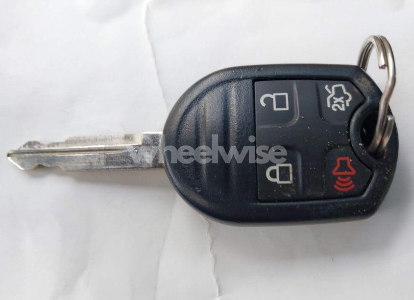 Photo 11 of 2015 Ford Taurus SE (VIN 1FAHP2D87FG106588)