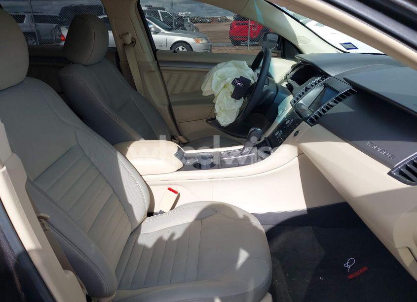 Photo 5 of 2015 Ford Taurus SE (VIN 1FAHP2D87FG106588)