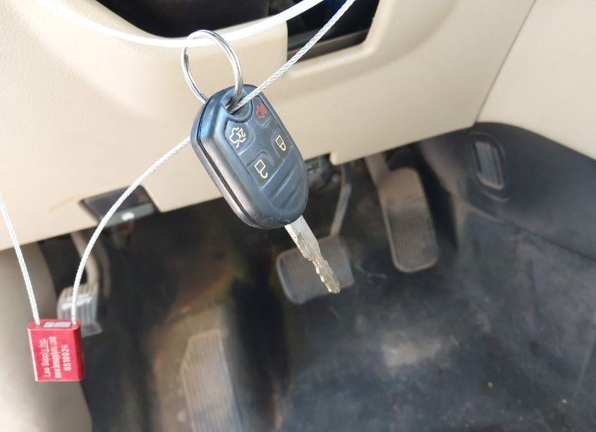 Photo 11 of 2015 Ford Taurus SE (VIN 1FAHP2D87FG107000)