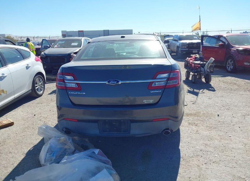 Photo 16 of 2015 Ford Taurus SE (VIN 1FAHP2D87FG107000)
