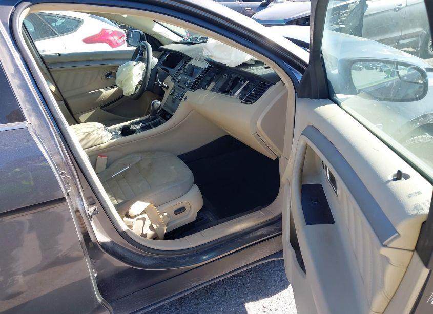 Photo 5 of 2015 Ford Taurus SE (VIN 1FAHP2D87FG107000)