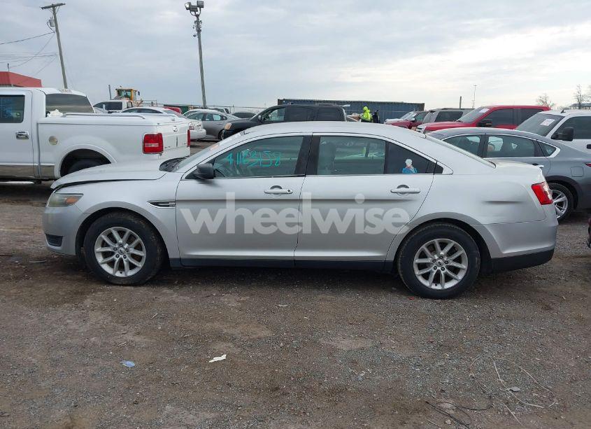 Photo 14 of 2015 Ford Taurus SE (VIN 1FAHP2D87FG127991)