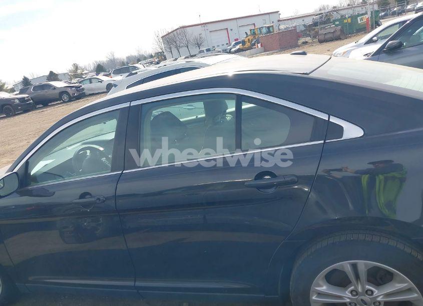 Photo 14 of 2015 Ford Taurus SE (VIN 1FAHP2D87FG130549)