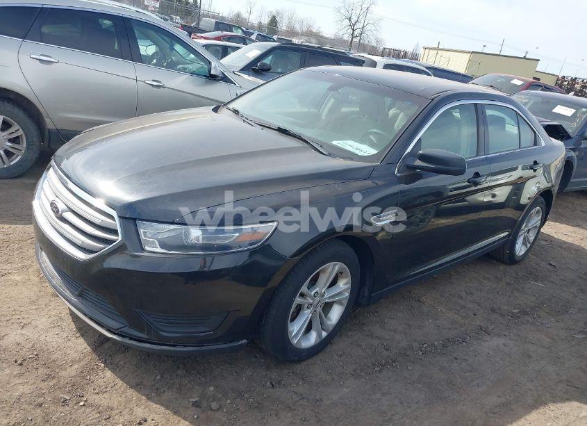 Photo 2 of 2015 Ford Taurus SE (VIN 1FAHP2D87FG130549)