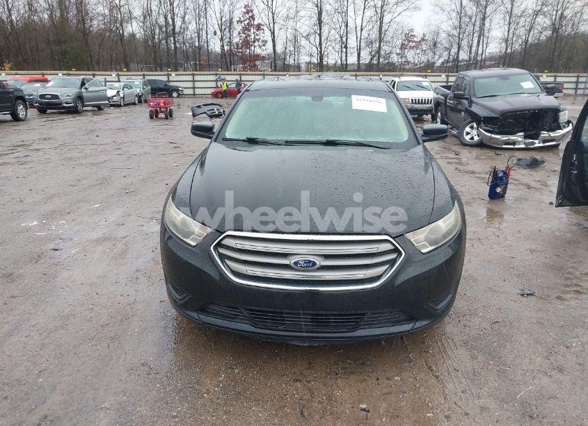 Photo 12 of 2015 Ford Taurus SE (VIN 1FAHP2D87FG134083)