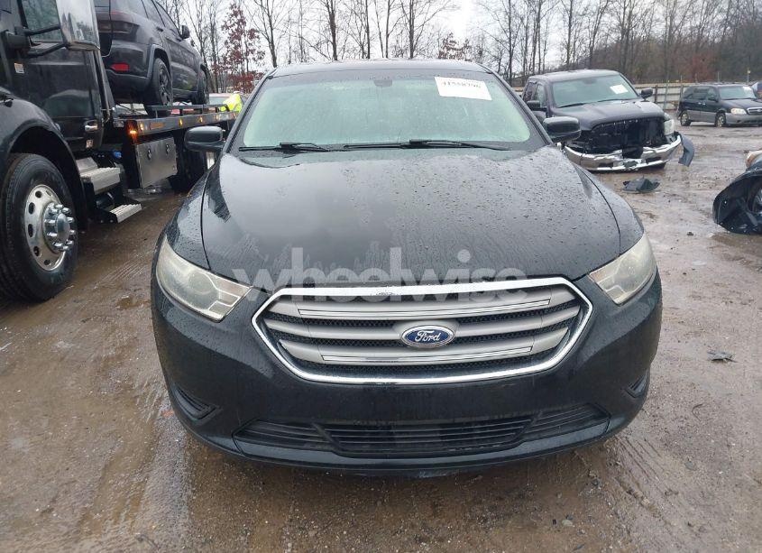 Photo 6 of 2015 Ford Taurus SE (VIN 1FAHP2D87FG134083)