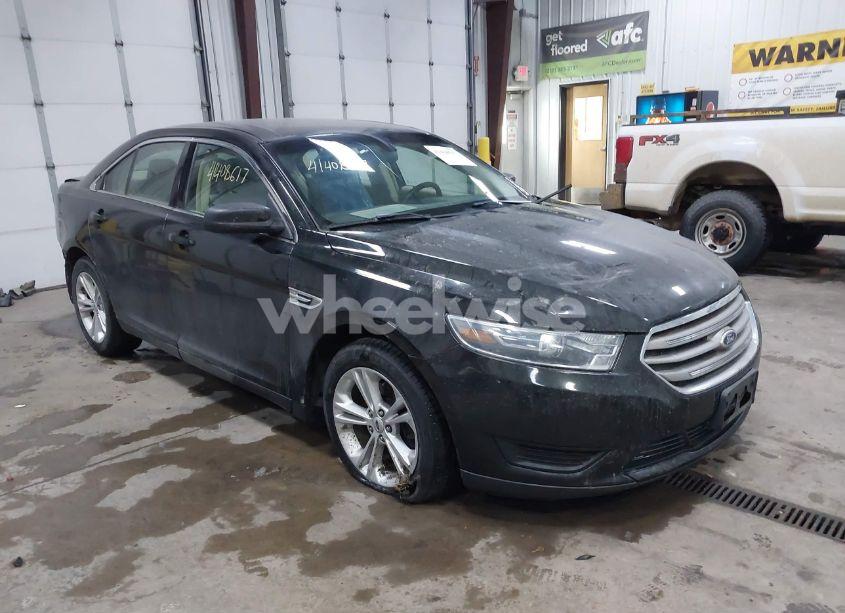 2015 Ford Taurus SE (VIN 1FAHP2D87FG170503) main photo