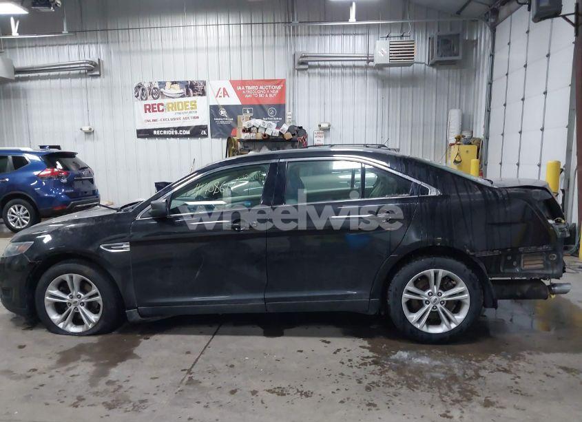 Photo 14 of 2015 Ford Taurus SE (VIN 1FAHP2D87FG170503)