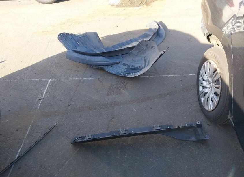 Photo 12 of 2015 Ford Taurus SE (VIN 1FAHP2D87FG200549)