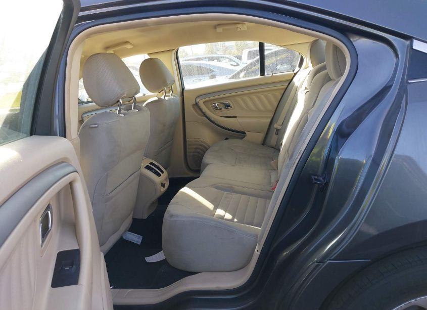 Photo 8 of 2015 Ford Taurus SE (VIN 1FAHP2D87FG200549)