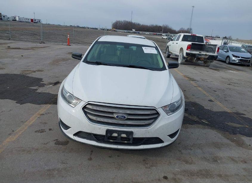 Photo 12 of 2016 Ford Taurus SE (VIN 1FAHP2D87GG113669)