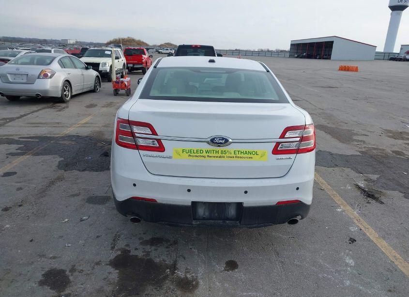 Photo 16 of 2016 Ford Taurus SE (VIN 1FAHP2D87GG113669)
