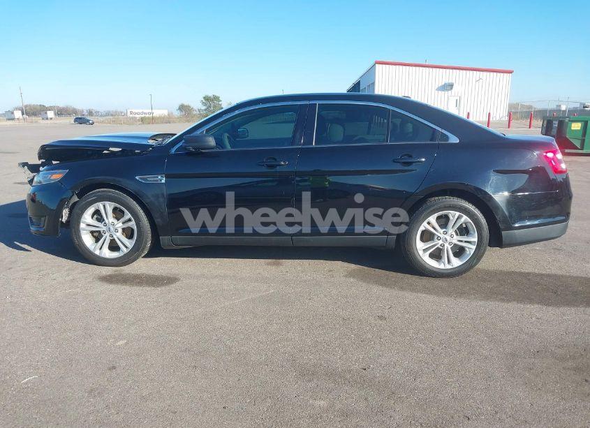 Photo 14 of 2016 Ford Taurus SE (VIN 1FAHP2D87GG141164)