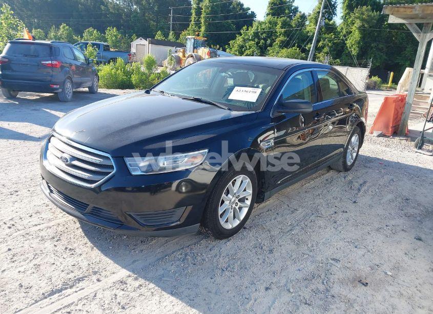 Photo 2 of 2013 Ford Taurus SE (VIN 1FAHP2D88DG215557)