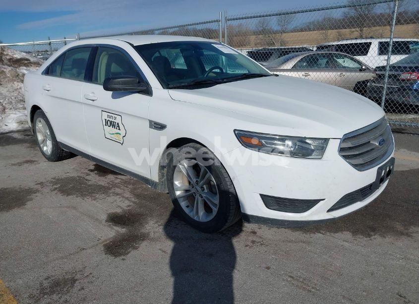 2015 Ford Taurus SE (VIN 1FAHP2D88FG190422) main photo