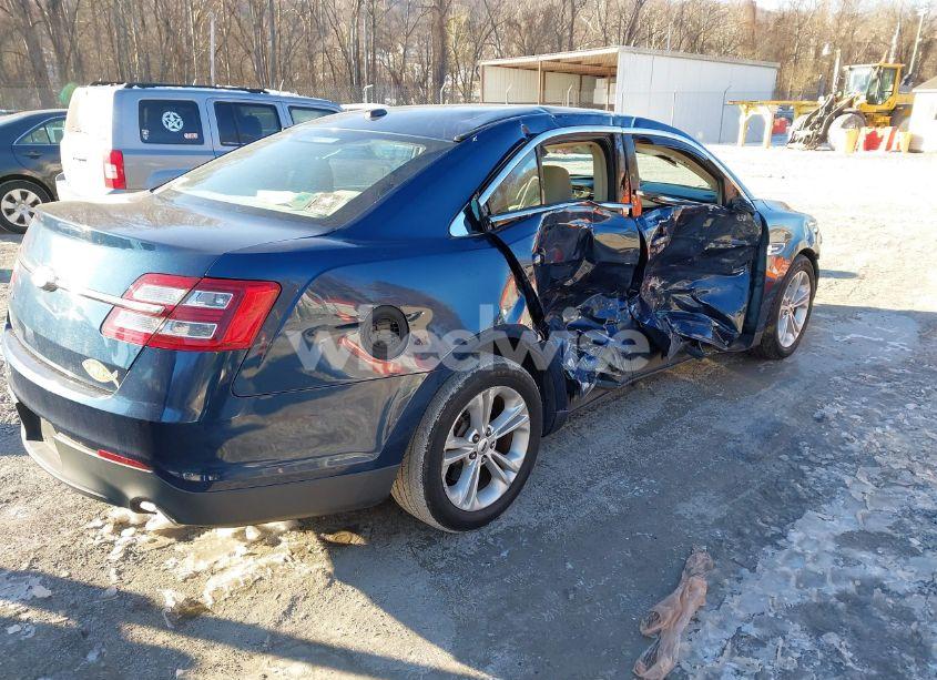 Photo 4 of 2016 Ford Taurus SE (VIN 1FAHP2D88GG121635)