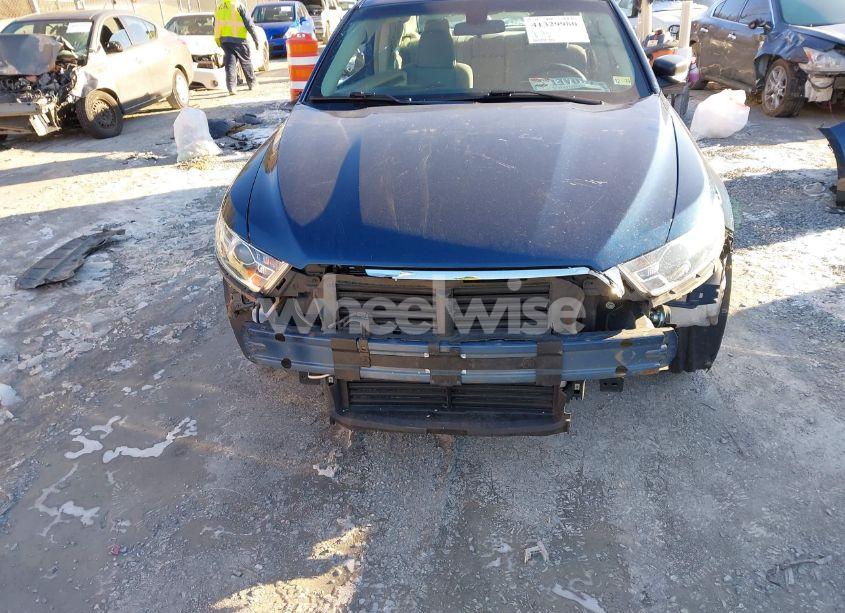 Photo 6 of 2016 Ford Taurus SE (VIN 1FAHP2D88GG121635)