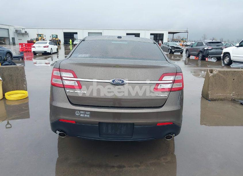 Photo 16 of 2016 Ford Taurus SE (VIN 1FAHP2D88GG149192)