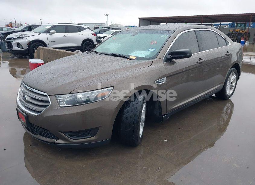 Photo 2 of 2016 Ford Taurus SE (VIN 1FAHP2D88GG149192)