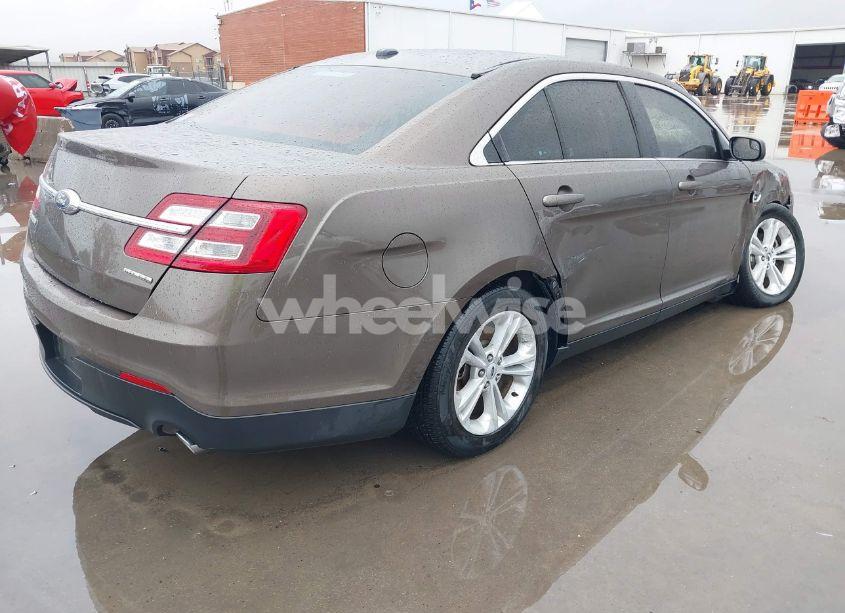 Photo 4 of 2016 Ford Taurus SE (VIN 1FAHP2D88GG149192)